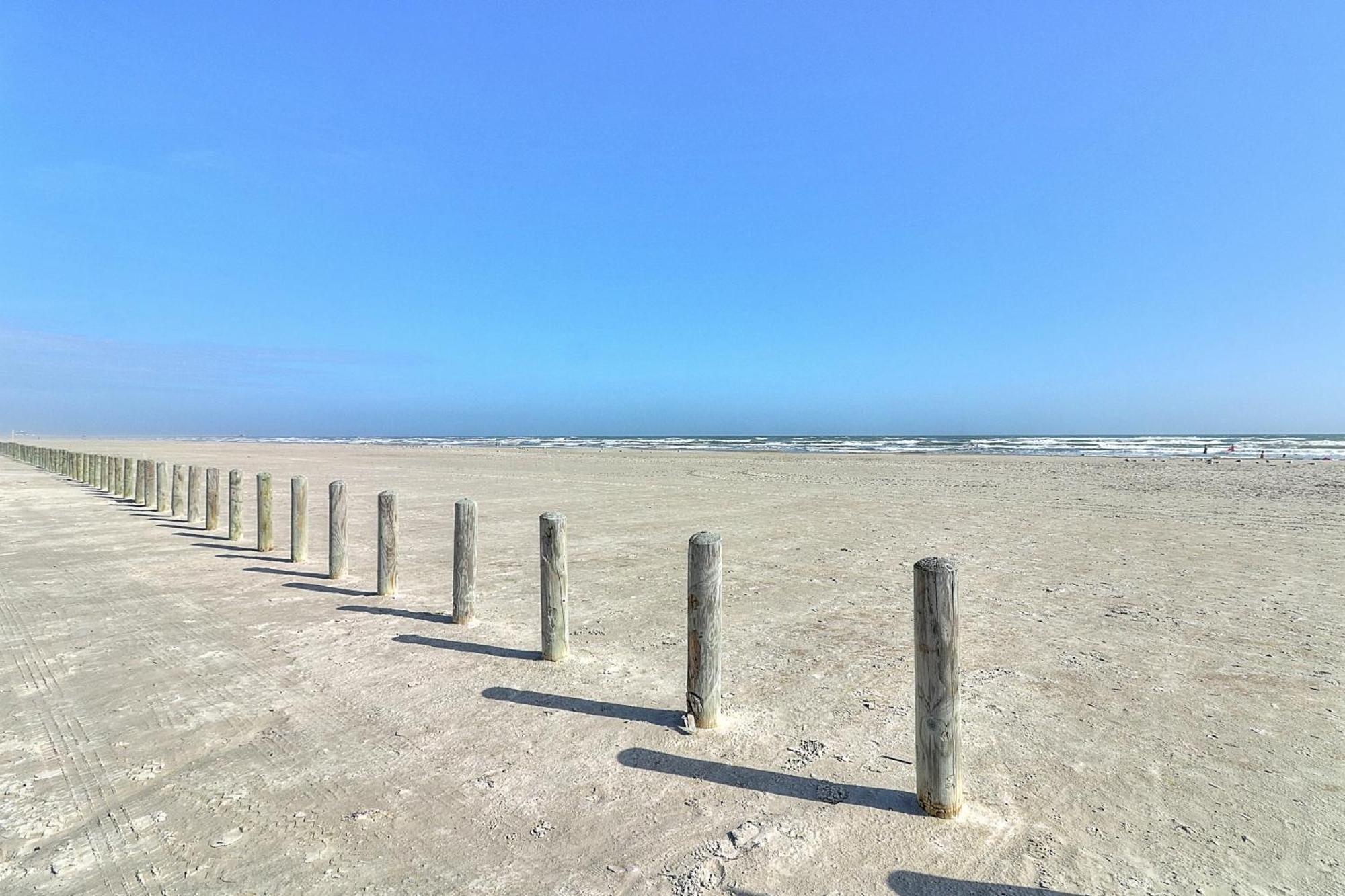 Sand & Surf Sea Mist Condos Порт Арансас Стая снимка